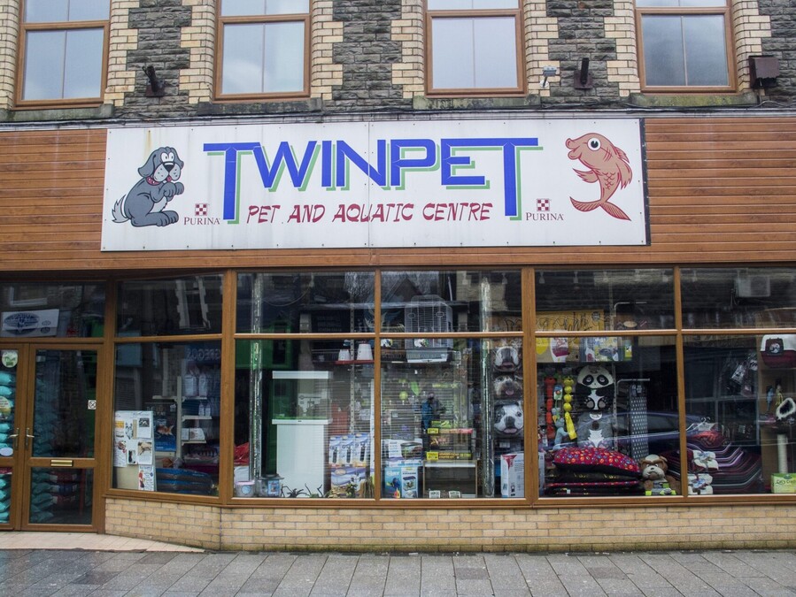 Twinpet Porth in Porth